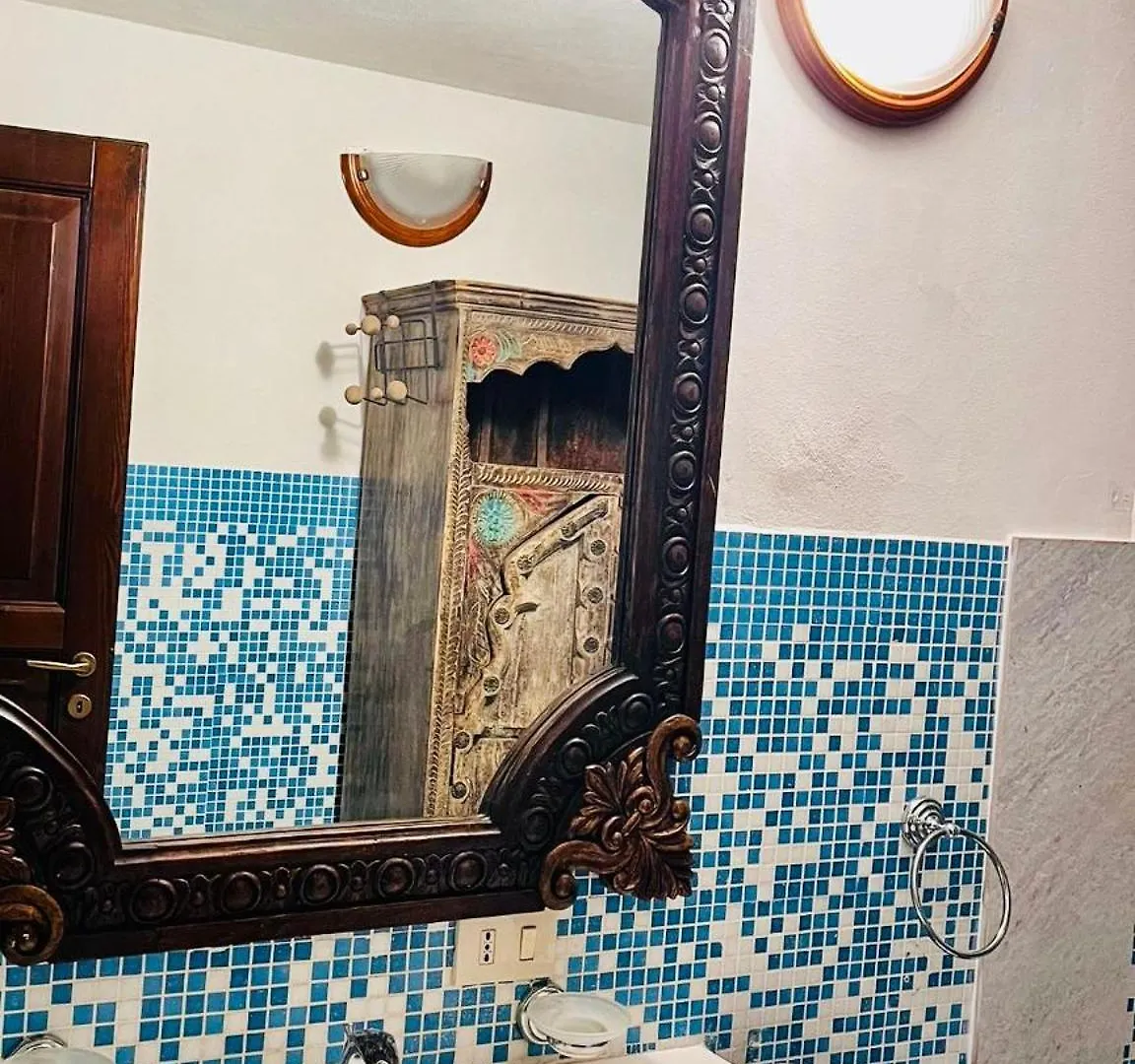 Apartment Elegance And Tradition Two Big Rooms In The Heart Of Palermo Italy